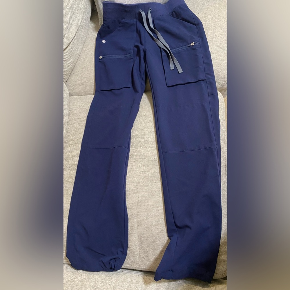 FIGS pant - navy